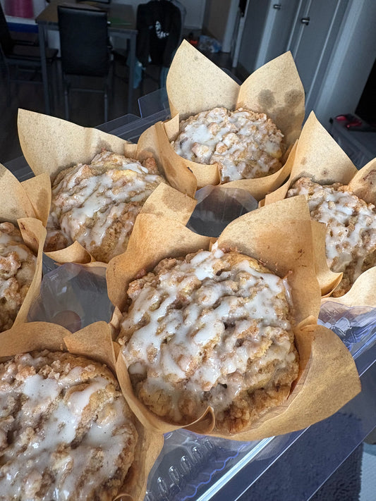 Apple Cinnamon Crumb Muffin